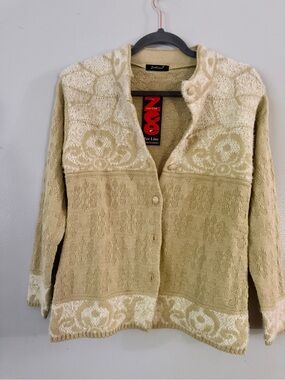 Zee Line Jacquard Knit Cardigan Sweater – Beige/Cream – Size Small